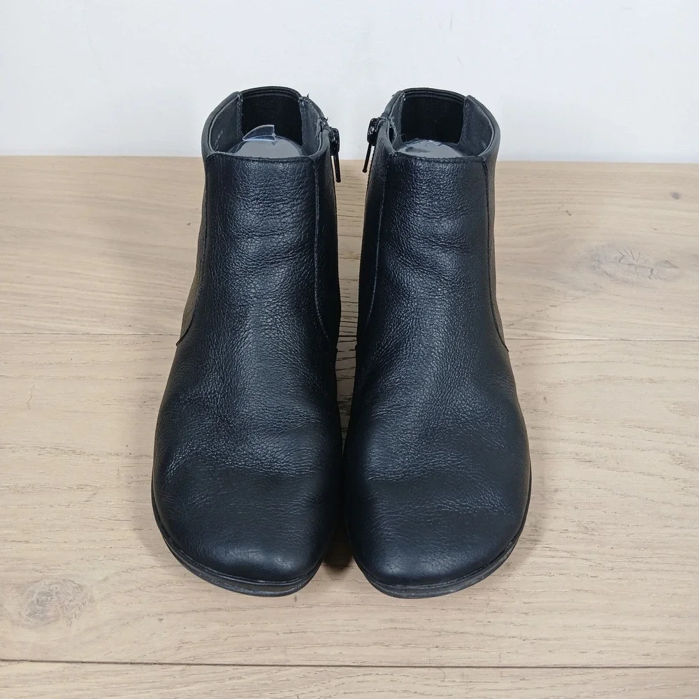 Camper Ankle Boots Womens 9 Black Leather Minimalist Comfort Casual Zip